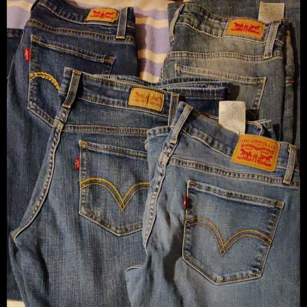 Levi jeans
